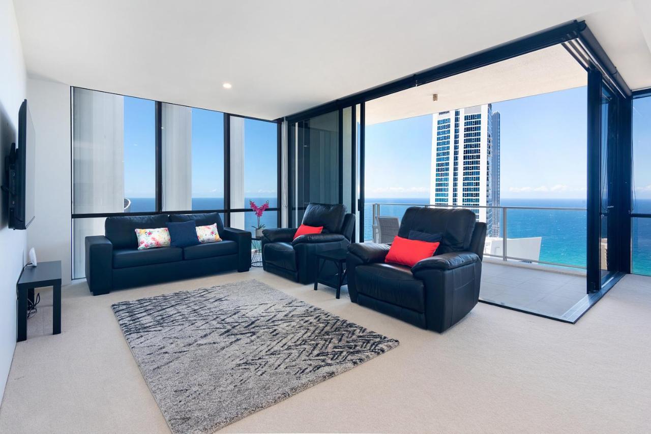 Circle On Cavill - Hosted By Coastal Letting