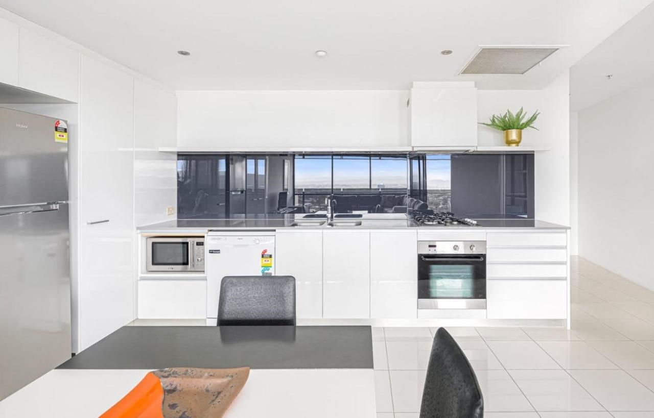 Apartment Circle On Cavill - Hosted By Coastal Letting Gold Coast