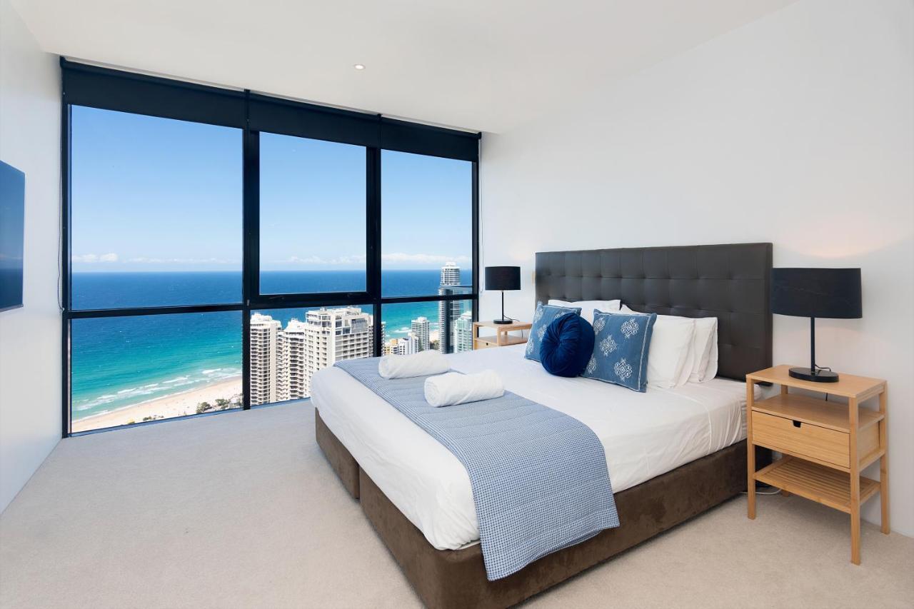 Circle On Cavill - Hosted By Coastal Letting Apartment Gold Coast
