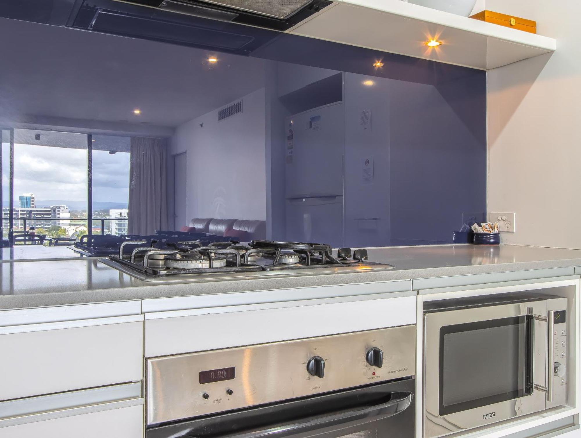 Circle On Cavill - Hosted By Coastal Letting Apartment *
