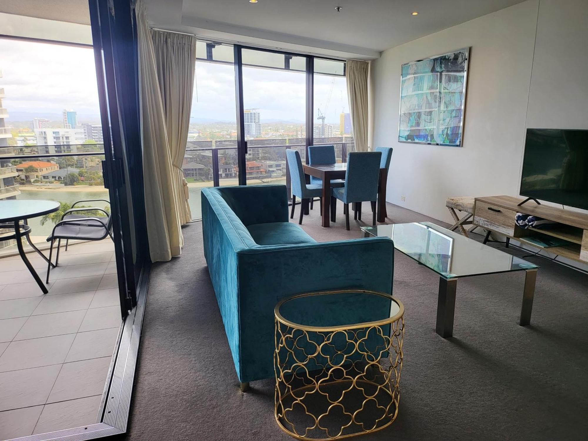 Circle On Cavill - Hosted By Coastal Letting Apartment *
