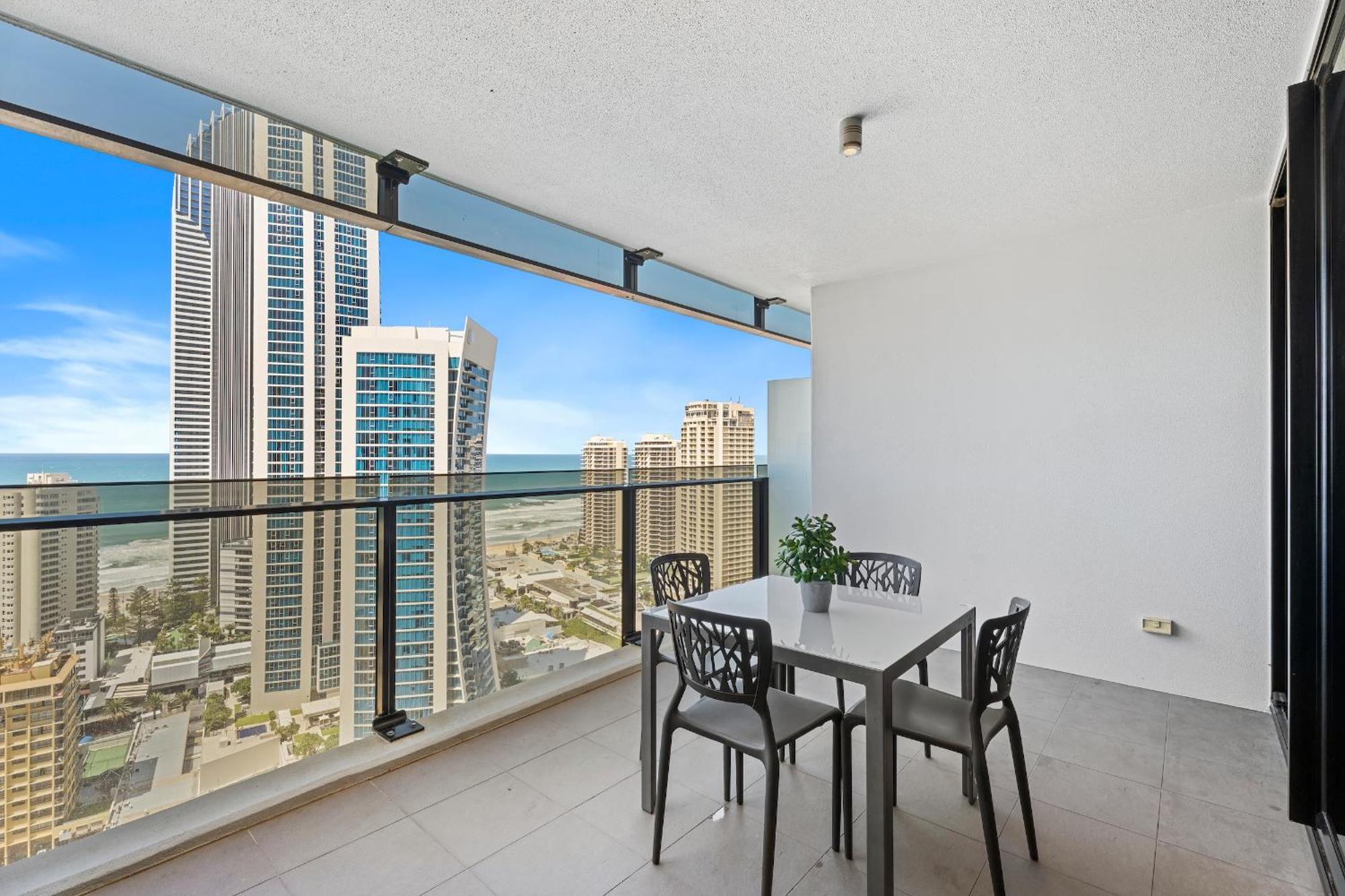 Circle On Cavill - Hosted By Coastal Letting Gold Coast