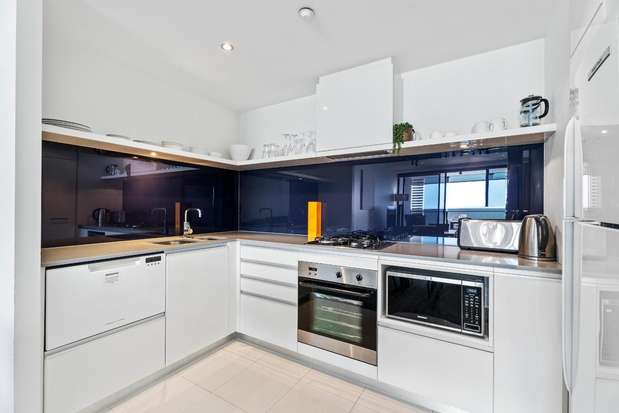 Apartment Circle On Cavill - Hosted By Coastal Letting Gold Coast